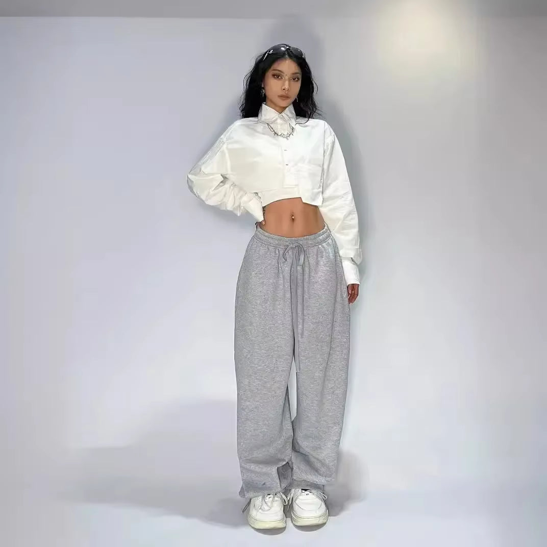 Casual and Comfy Grey Sweatpants for Women with Starchy Waist Loose Fit and Parachute Pants